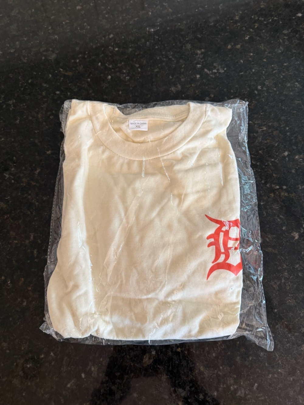 Detroit tigers  Cream Short-Sleeve Graphic Tee with Red Accent